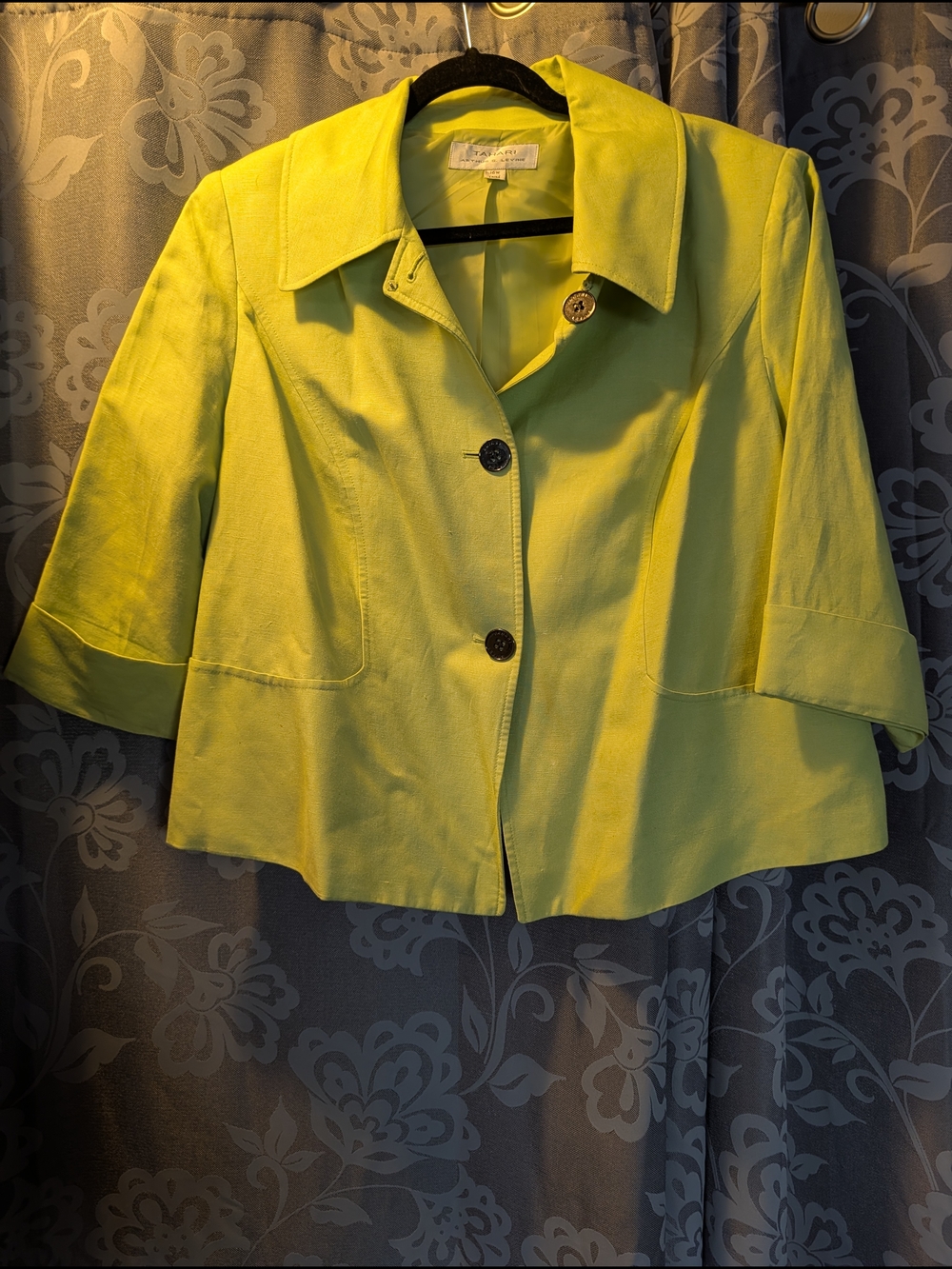 Cropped Lime Green Women's Jacket - Tahari